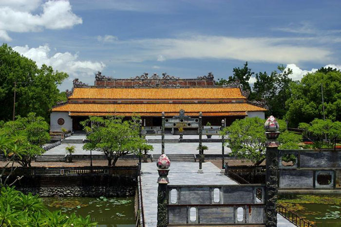 what to do in hue in 1 or 2 days citadel hue